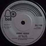 The Piglets – Johnny Reggae b/w Backing Track – Bell 7″