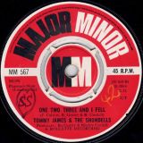 Tommy James & The Shondells – Mony, Mony b/w One Two Three And I Fell – Major Minor UK 7″