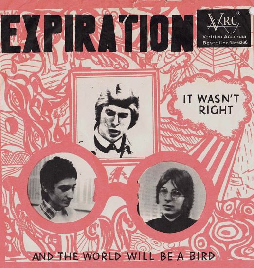 Expiration - It Wasn't Right b/w And The World Will Be A Bird - VCR AT 7"