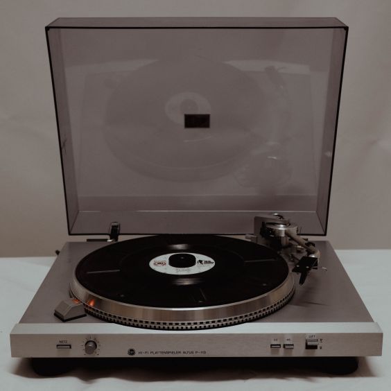 Vintage 70s HGS Altus HI-FI Turntable