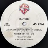 Kraftwerk – Musique Non Stop b/w Musique Non Stop (7″ Version) – Warner Bros. 12″