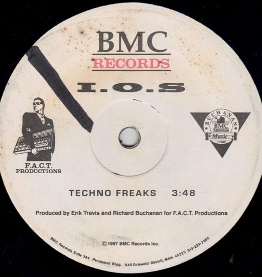 IOS-TechnoFreaks12B