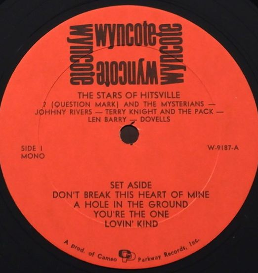 VA-TheStarsOfHitsvilleLABEL
