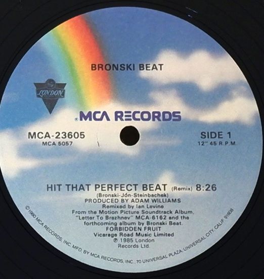 BronskiBeat-HitThatPerfectBeatLABEL