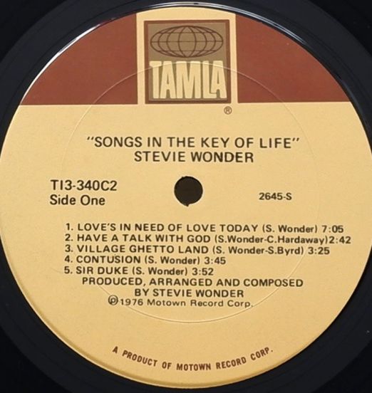 StevieWonder-SongsInTheKeyOfLiveLABEL