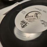 Big Ella – The Queen b/w Too Hot To Hold – Record Shack AT DJ 7″