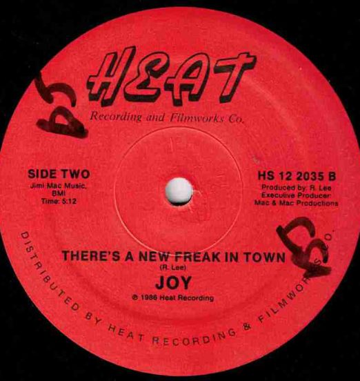 Joy-TheresANewFreakInTownLABELB