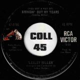 Lesley Miller – He Wore The Green Beret b/w (You Got A Way Of) Bringin’ Out My Tears – RCA 7″