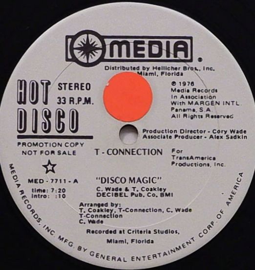 T-Connection-DiscoMagic-Media12LABELA01