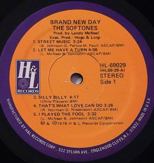 TheSoftones-BrandNewDay-H&LLPLABELA01