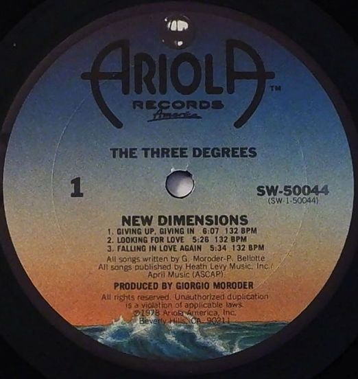 TheThreeDegrees-NewDimensions-AriolaLPLABELA01
